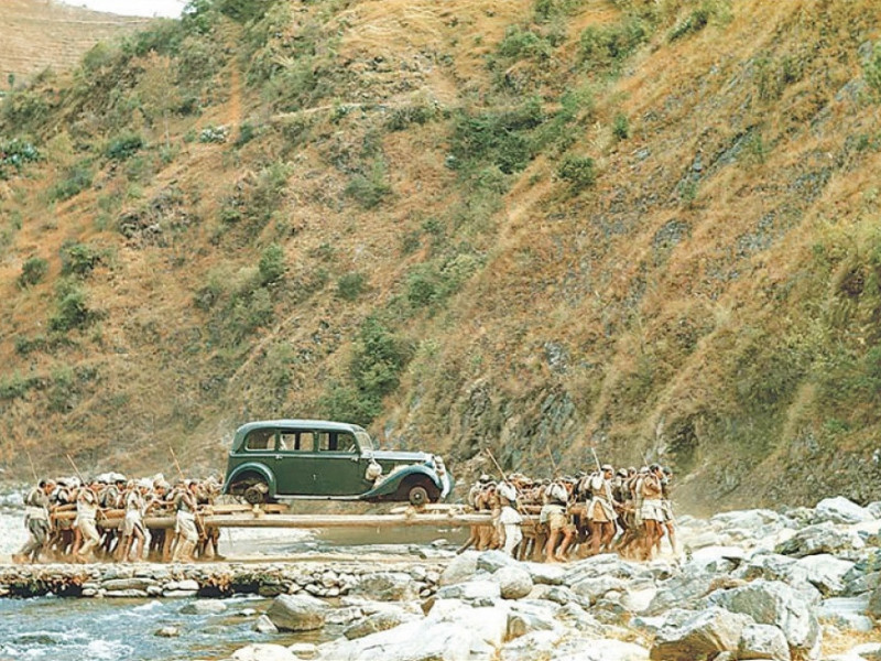३५ वर्षसम्म गाडी बोक्नेहरूको कथाः केटीहरू हुरुक्कै, विवाह गर्न तछाडमछाड गर्थे